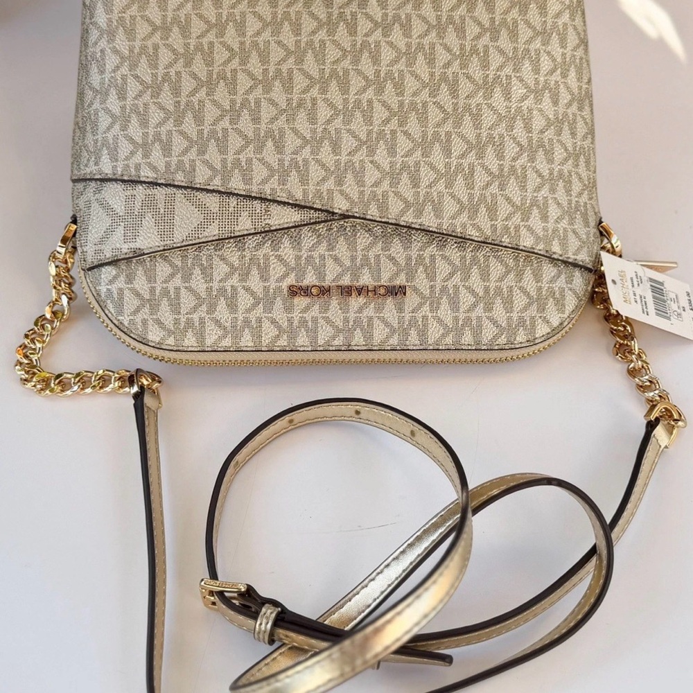 Michael Kors Jet Set Travel Dome Shoulder Crossbody Bag MK Pale Gold - Picture 6 of 10